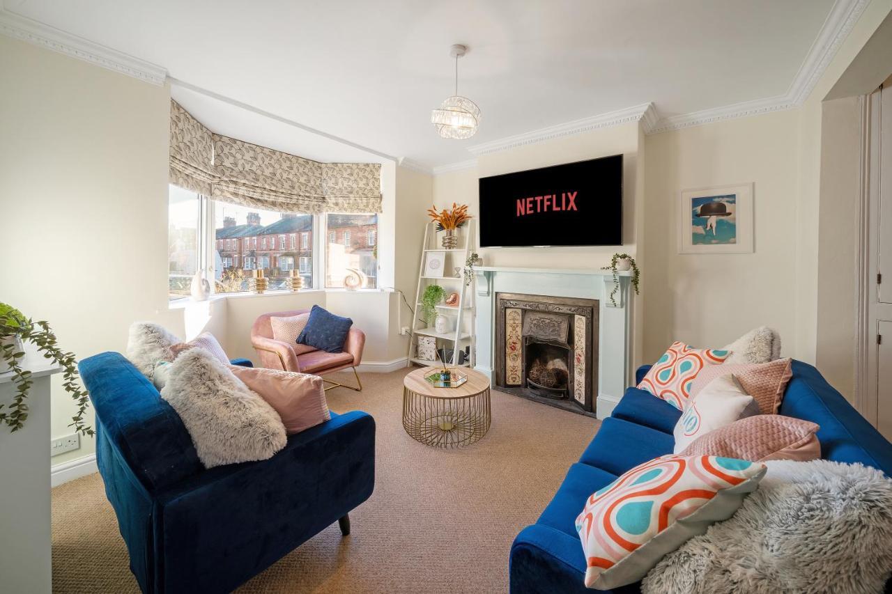 Cotswolds - 3 Bed House, With Garden, Wifi - Esho Holiday home Cirencester